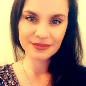 Meet your Posher, Carol